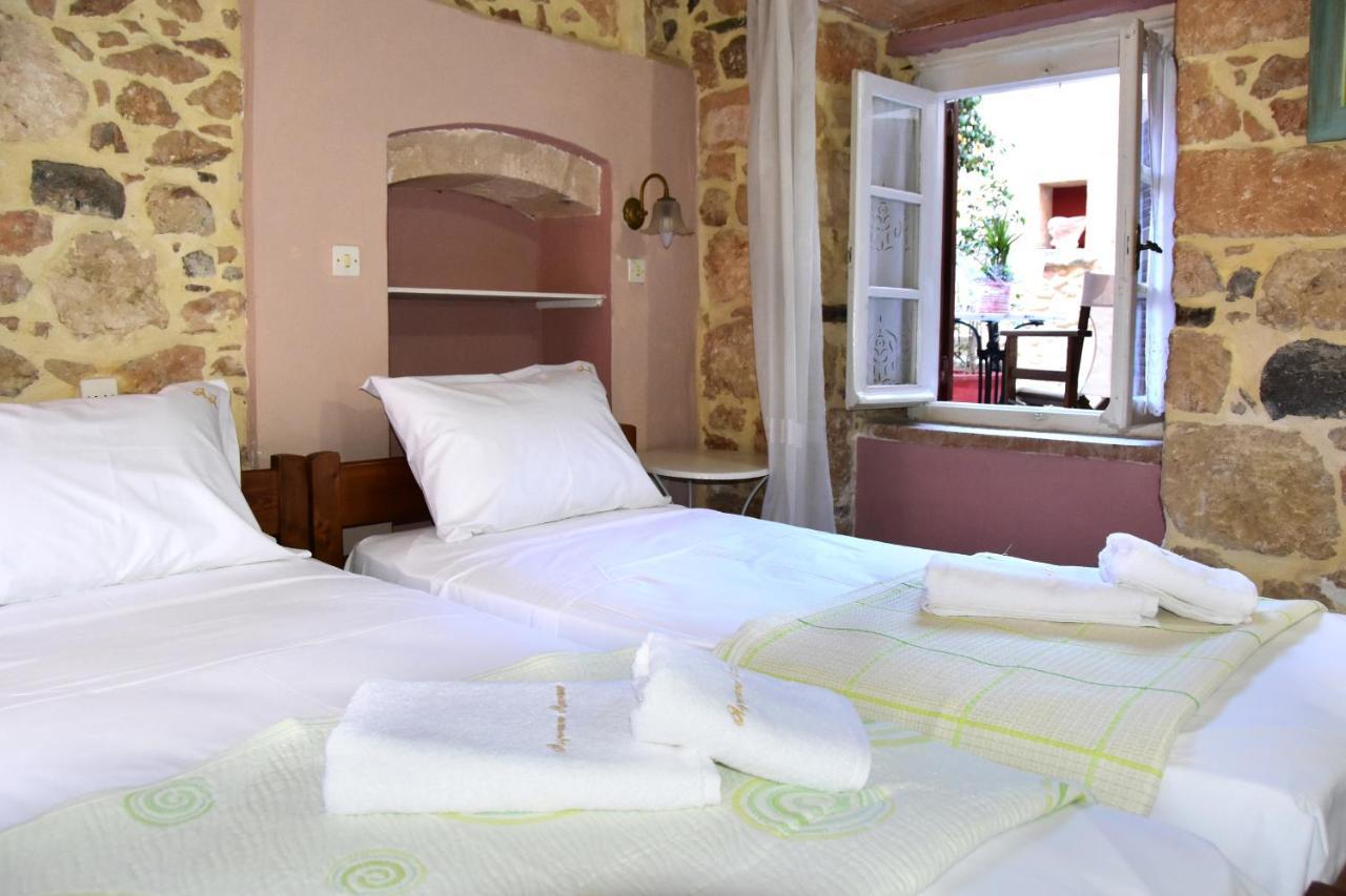 Aeginitikon Arhontikon Stylish Boutique Hotel Aegina Екстериор снимка